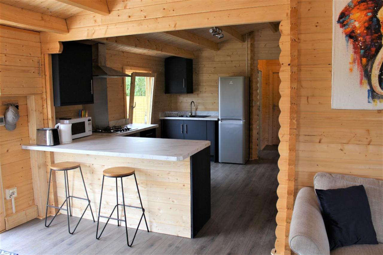 Stunning 5-Bed Cabin In Ashton Under Hill Evesham Exterior photo