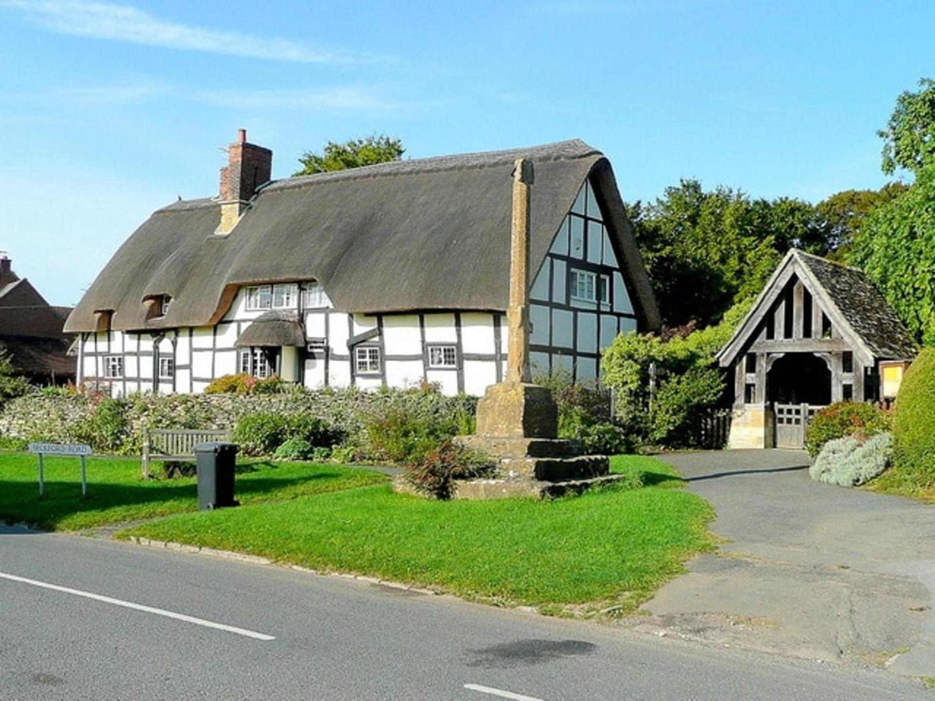 Stunning 5-Bed Cabin In Ashton Under Hill Evesham Exterior photo